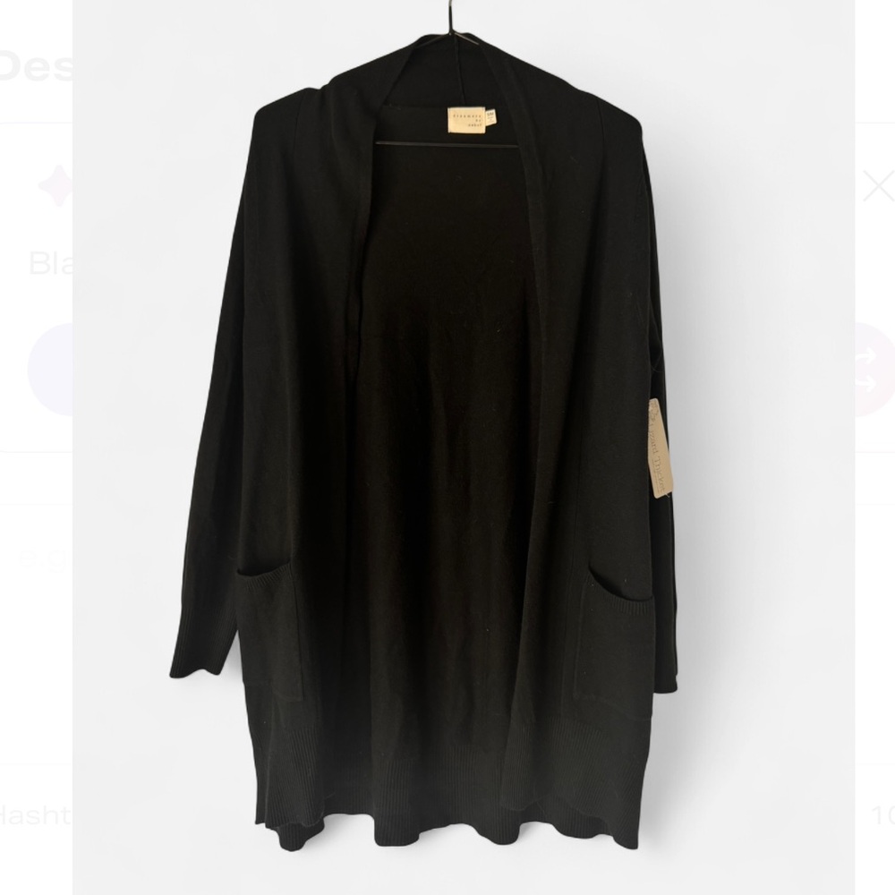 NWT Women’s Black Cardigan With Pockets